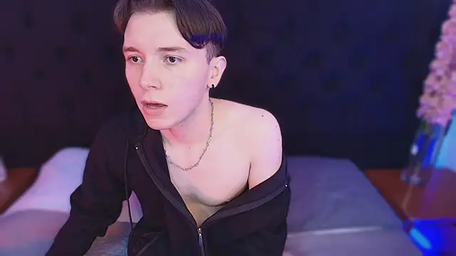 Snapshot of hollannd_ chatting on 27, 3, 2026 hollannd online show from 27, 3, 2026