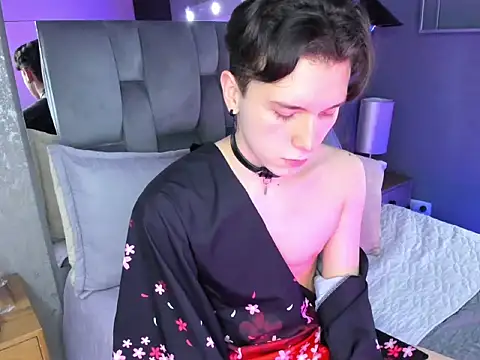 Snapshot of hollannd_ chatting on 21, 4, 2026 hollannd online show from 21, 4, 2026