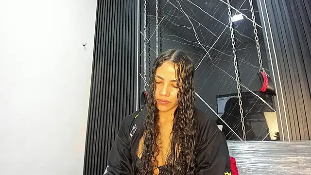 Snapshot of Megan_Duskk chatting on 18, 4, 2026 Megan Duskk online show from 18, 4, 2026