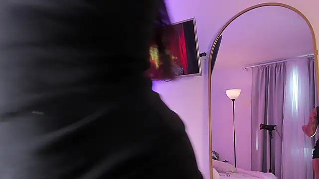 Snapshot of AlaiaRogers chatting on 23, 4, 2026 AlaiaRogers online show from 23, 4, 2026