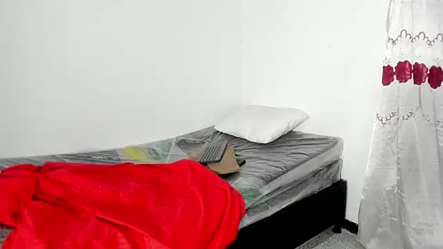 Charlotte Melody online show from 14, 4, 2026