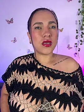Snapshot of veronica__olsonn chatting on 30, 4, 2026 veronica olsonn online show from 30, 4, 2026