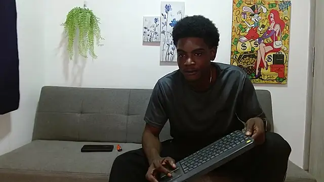 Snapshot of charles_king chatting on 3, 3, 2026 charles king online show from 3, 3, 2026