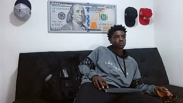 Snapshot of charles_king chatting on 12, 3, 2026 charles king online show from 12, 3, 2026