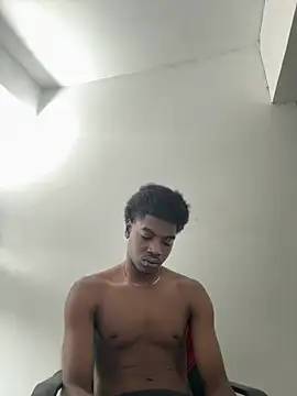 Snapshot of charles_king chatting on 22, 4, 2026 charles king online show from 22, 4, 2026