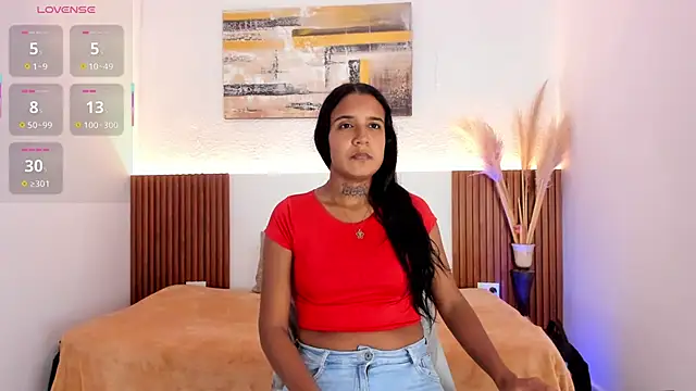 Tiana Glow2 online show from 30, 5, 2026