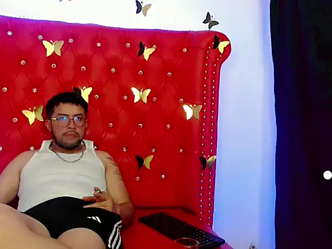 Snapshot of Dominik_pleasure chatting on 4, 3, 2026 Dominik pleasure online show from 4, 3, 2026