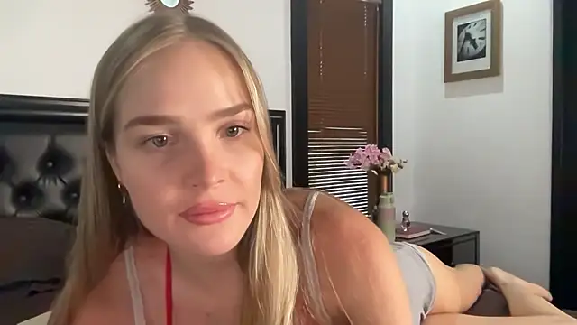 Snapshot of xo_madeline chatting on 14, 3, 2026 xo madeline online show from 14, 3, 2026