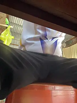 Snapshot of hoang15075 chatting on 12, 4, 2026 hoang15075 online show from 12, 4, 2026