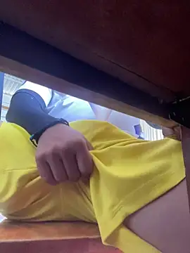 Snapshot of hoang15075 chatting on 21, 4, 2026 hoang15075 online show from 21, 4, 2026