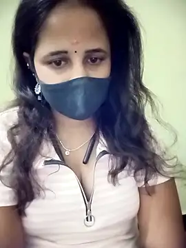 Snapshot of Tamil_Rani- chatting on 15, 4, 2026 Tamil Rani- online show from 15, 4, 2026