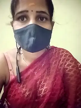 Snapshot of Tamil_Rani- chatting on 15, 4, 2026 Tamil Rani- online show from 15, 4, 2026