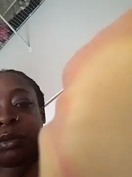 Snapshot of Honeysweetzz chatting on 8, 3, 2026 Honeysweetzz online show from 8, 3, 2026