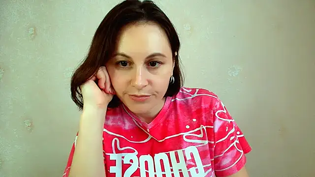 Inessa beauty online show from 3, 3, 2026