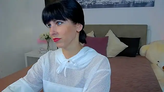 HeidieRaven online show from 28, 5, 2026