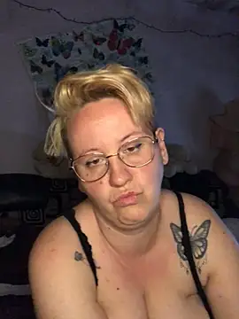 Snapshot of SofiaAmour chatting on 15, 4, 2026 SofiaAmour online show from 15, 4, 2026