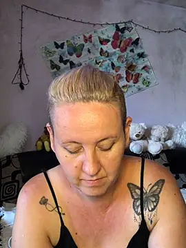 Snapshot of SofiaAmour chatting on 23, 7, 2026 SofiaAmour online show from 23, 7, 2026