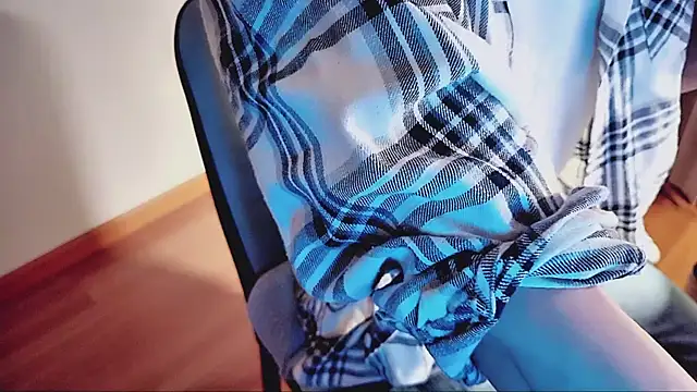 Snapshot of FEIYUS1 chatting on 8, 3, 2026 FEIYUS1 online show from 8, 3, 2026