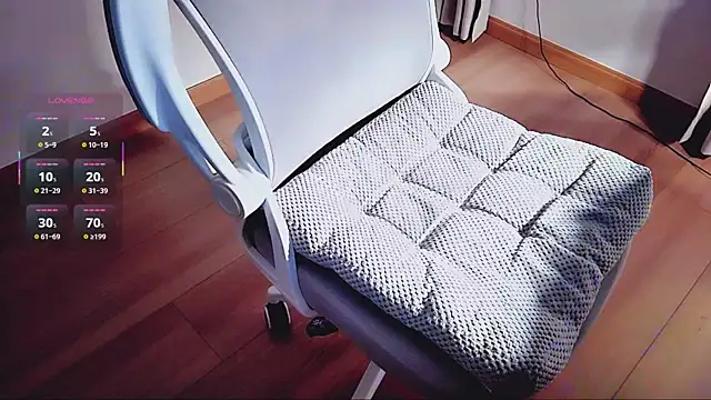 Snapshot of FEIYUS1 chatting on 10, 3, 2026 FEIYUS1 online show from 10, 3, 2026