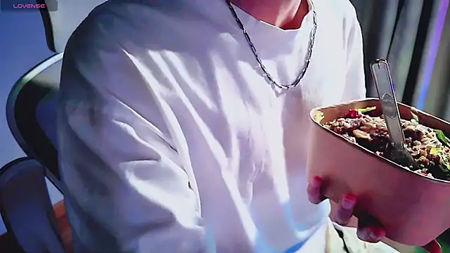 Snapshot of FEIYUS1 chatting on 1, 4, 2026 FEIYUS1 online show from 1, 4, 2026