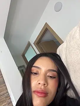 Snapshot of Mia-villalobos chatting on 24, 3, 2026 Mia-villalobos online show from 24, 3, 2026