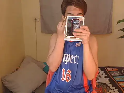 Snapshot of Xmj16 chatting on 5, 3, 2026 Xmj16 online show from 5, 3, 2026