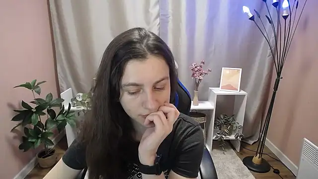 MistyBree online show from 1, 6, 2026