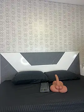 Snapshot of Lulu_Mei_ chatting on 2, 4, 2026 Lulu Mei online show from 2, 4, 2026