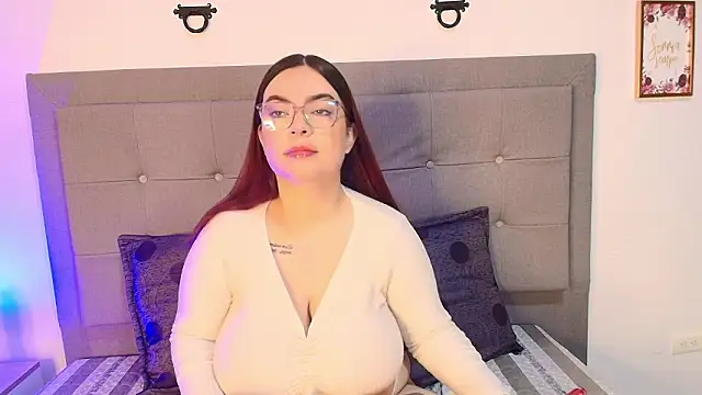 Snapshot of Kiara_noirr chatting on 28, 3, 2026 Kiara noirr online show from 28, 3, 2026