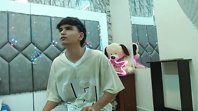 Snapshot of Steve_Hotman chatting on 25, 3, 2026 Steve Hotman online show from 25, 3, 2026