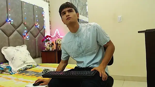 Snapshot of Steve_Hotman chatting on 17, 4, 2026 Steve Hotman online show from 17, 4, 2026