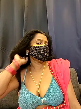 Snapshot of misti-boudii chatting on 4, 4, 2026 misti-boudii online show from 4, 4, 2026