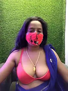 Snapshot of misti-boudii chatting on 13, 4, 2026 misti-boudii online show from 13, 4, 2026