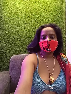 Snapshot of misti-boudii chatting on 13, 4, 2026 misti-boudii online show from 13, 4, 2026