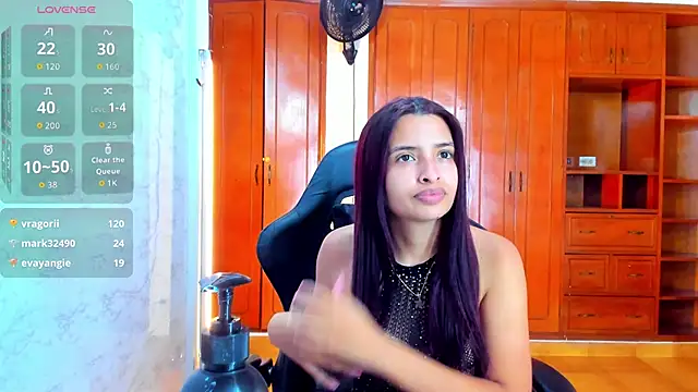 lizzie skinny online show from 4, 4, 2026