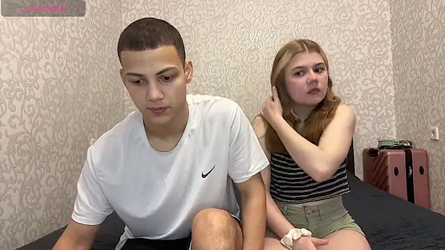 Snapshot of mirel_couple chatting on 15, 5, 2026 mirel couple online show from 15, 5, 2026
