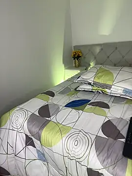 Snapshot of EvaMark_ chatting on 1, 4, 2026 EvaMark online show from 1, 4, 2026