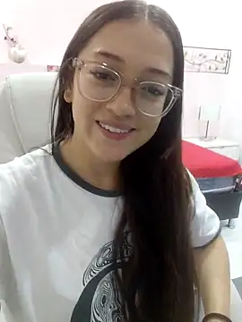 Snapshot of EvaMark_ chatting on 3, 4, 2026 EvaMark online show from 3, 4, 2026