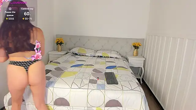 Snapshot of EvaMark_ chatting on 6, 4, 2026 EvaMark online show from 6, 4, 2026