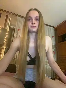 LunaVey online show from 3, 7, 2026