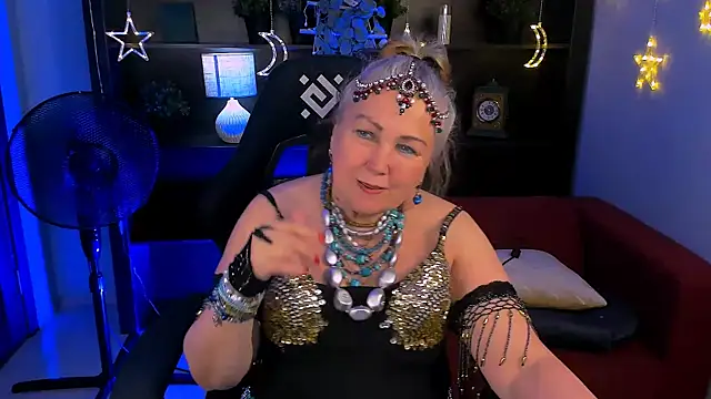 Snapshot of LilaMaharani chatting on 12, 4, 2026 LilaMaharani online show from 12, 4, 2026