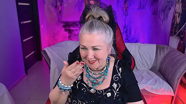 Snapshot of LilaMaharani chatting on 22, 4, 2026 LilaMaharani online show from 22, 4, 2026