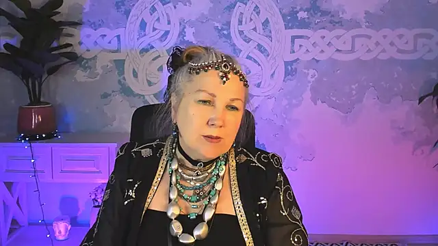 Snapshot of LilaMaharani chatting on 24, 4, 2026 LilaMaharani online show from 24, 4, 2026
