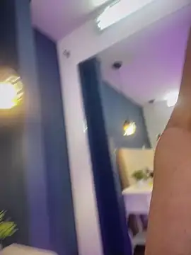 Jadee 01 online show from 15, 4, 2026