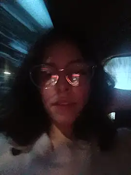 Snapshot of Miranda-cambell chatting on 19, 5, 2026 Miranda-cambell online show from 19, 5, 2026