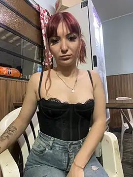 Snapshot of Foxxyice chatting on 8, 3, 2026 Foxxyice online show from 8, 3, 2026