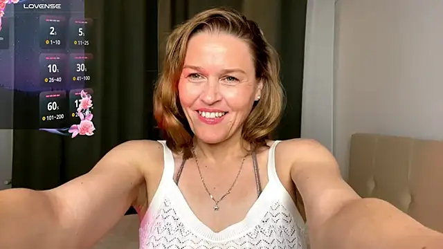 Snapshot of Lizacams chatting on 22, 5, 2026 Lizacams online show from 22, 5, 2026
