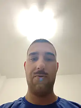 Snapshot of straightdude99 chatting on 4, 3, 2026 straightdude99 online show from 4, 3, 2026