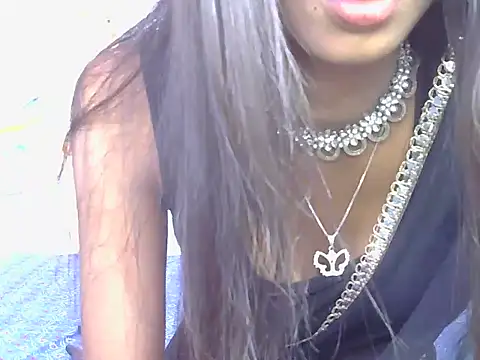Snapshot of yours-isha chatting on 7, 7, 2026 yours-isha online show from 7, 7, 2026