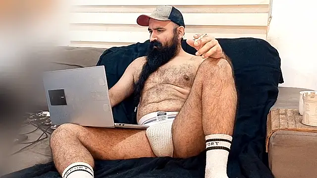 Snapshot of Barba_Negra_Fumador chatting on 4, 7, 2026 Barba Negra Fumador online show from 4, 7, 2026